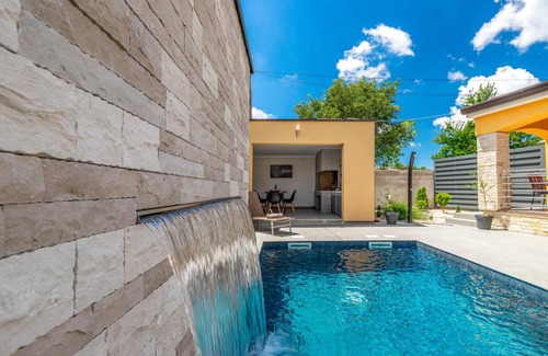Zbandaj House | 90 m² House ∙ 3 bedrooms ∙ 6 guests