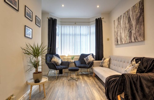 Belfast House | 90 m² House ∙ 3 bedrooms ∙ 7 guests
