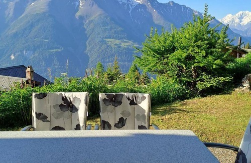Bettmeralp House | 90 m² House ∙ 3 bedrooms ∙ 6 guests