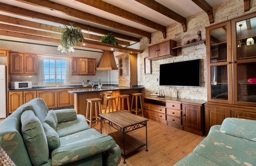 Adeje Cabin | 90 m² Lodge ∙ 3 bedrooms ∙ 6 guests