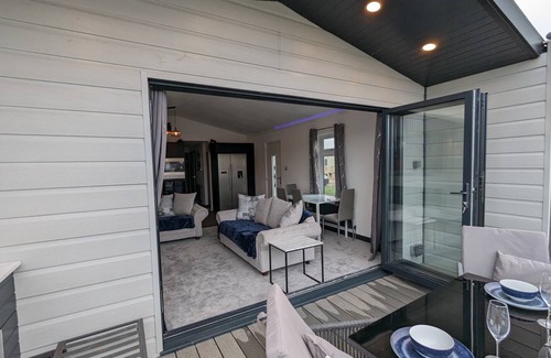 Sandilands Cabin | 90 m² Lodge ∙ 3 bedrooms ∙ 7 guests