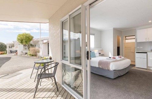 Motueka Hotel | 90 m² Motel ∙ 4 bedrooms ∙ 8 guests