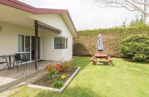 Motueka Hotel | 90 m² Motel ∙ 4 bedrooms ∙ 8 guests
