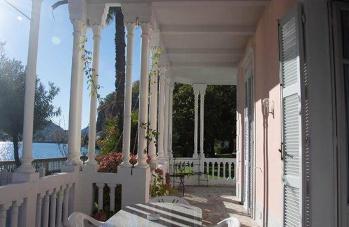Porto Ceresio Apartment | 90 m² Serviced apartment ∙ 2 bedrooms ∙ 6 guests