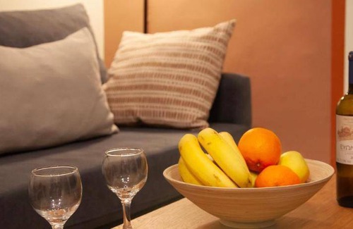 Platia Viktorias Apartment | 90 m² Serviced apartment ∙ 3 bedrooms ∙ 7 guests