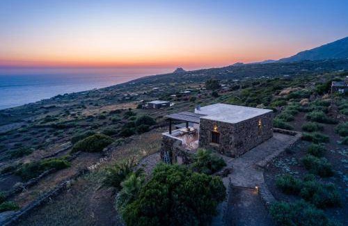 Pantelleria Villa | 90 m² Villa ∙ 2 bedrooms ∙ 4 guests