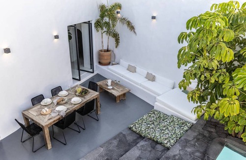 Megalochori Villa | 90 m² Villa ∙ 3 bedrooms ∙ 6 guests