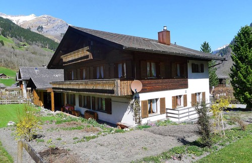 Elm Villa | 90 m² Villa ∙ 3 bedrooms ∙ 7 guests