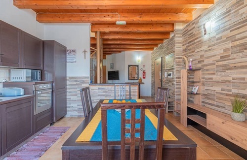 Syracuse Villa | 90 m² Villa ∙ 4 bedrooms ∙ 9 guests