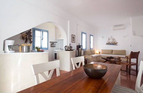 Agia Paraskevi Villa | 90 m² Villa ∙ 2 bedrooms ∙ 6 guests