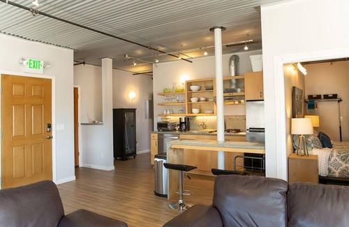 Avila Beach Apartment | 90 San Luis Street Unit B