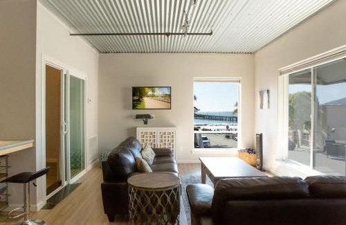 Avila Beach Apartment | 90 San Luis Street Unit B