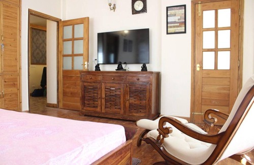 Mashobra House | 900 m² House ∙ 2 bedrooms ∙ 6 guests
