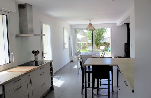 Erdeven House | 900 metres from Kerhillio beach Recent house for 6 people