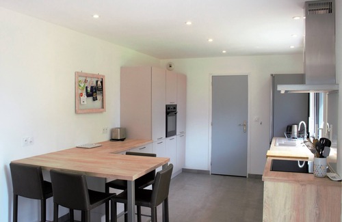 Erdeven House | 900 metres from Kerhillio beach Recent house for 6 people