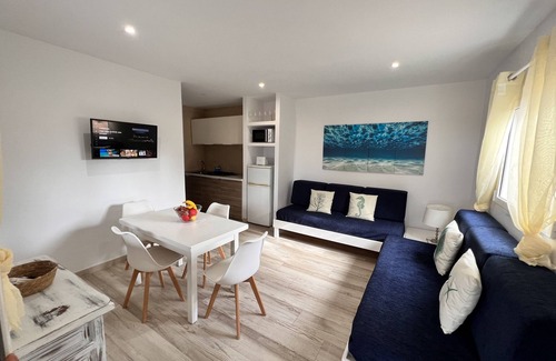 Es Pujols House | 900 mt Es Pujols, fastastic two-room apartment very quiet! Free WI FI, smart TV