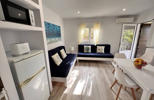 Es Pujols House | 900 mt Es Pujols, fastastic two-room apartment very quiet! Free WI FI, smart TV