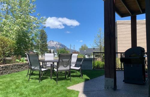 East Kootenay Apartment | 901 by Fernie Central Reservations