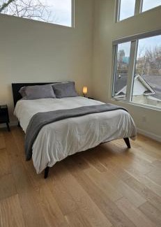 Downtown Apartment | 902 S East Street Stays