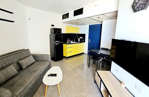 Bat Yam Apartment | 904Beautiful apartments with panoramic sea views