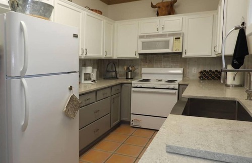 Lajitas Condo | 906 Rio Vista: An Upscale Condo in Lajitas Resort