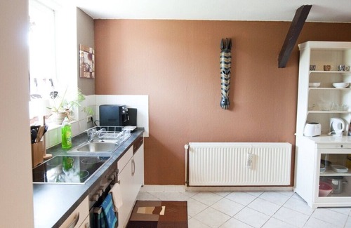 Hoenow House | 90m2 apartment Berlin sightseeing, country, nature, horse riding & pets welcome