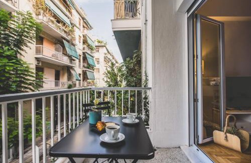 Omonia Apartment | 90m2 Luxury Apartment in the Heart of Athens - Living Stone Sunstone