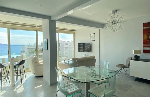 Mandelieu-la-Napoule Beach Apartment | 90m2 w/ beach and pool private