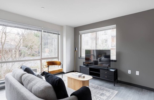 Northeast Bellevue Apartment | 91 m² Apartment ∙ 2 bedrooms ∙ 4 guests