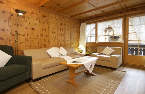 Zermatt Apartment | 91 m² Apartment ∙ 2 bedrooms ∙ 4 guests