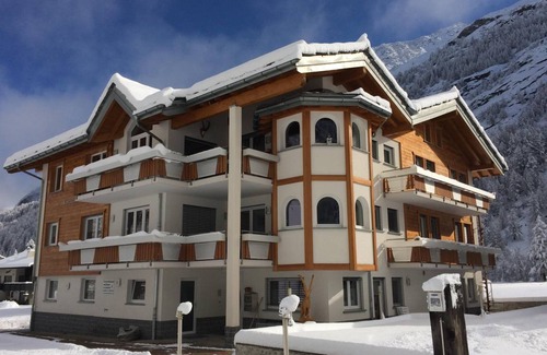 Saas Grund Apartment | 91 m² Apartment ∙ 3 bedrooms ∙ 6 guests