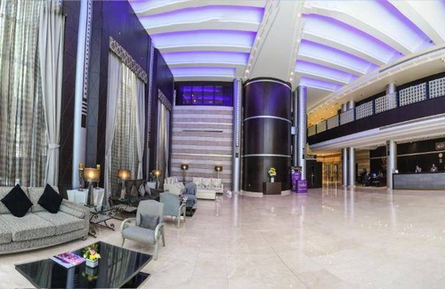 Juffair Hotel | 91 m² Hotel ∙ 127 guests