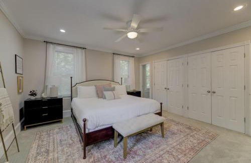 Earlewood House | 910 Sunset - Suite on Sunset