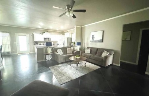 Amarillo House | [9109] Brand New home, 3BR, 2BA, 2 Car Garage.