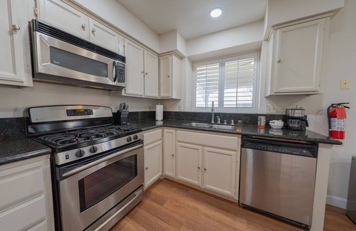 Mission Hills House | 911 Ocean Twelve Quiet Safe Family Reunion