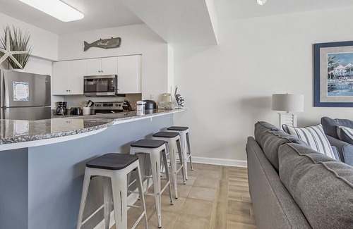 Panama City Beach Condo | 912 SOP w/Dedicated Parking Spot
