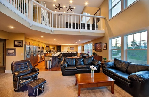 North Conway House | 92 Locust Lane North Conway