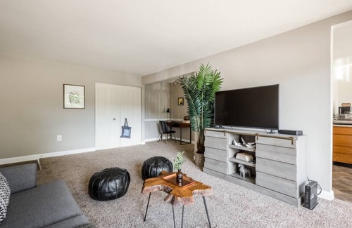 Gaithersburg Apartment | 92 m² Apartment ∙ 2 bedrooms ∙ 4 guests