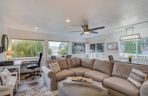 Fort Lewis House | 92 m² House ∙ 2 bedrooms ∙ 4 guests