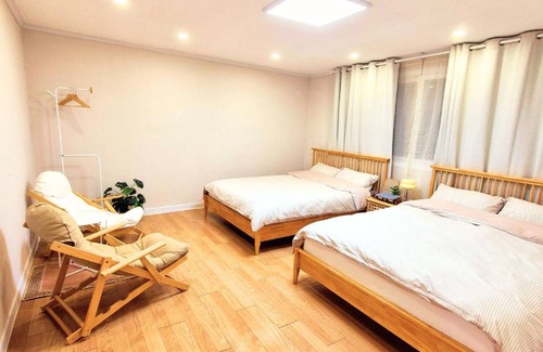 Songpa House | 92 m² House ∙ 3 bedrooms ∙ 8 guests
