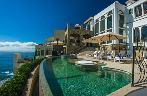 Rancho Cerro Colorado Villa | 923 m² Villa ∙ 7 bedrooms ∙ 18 guests
