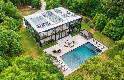 Springs House | 929 m² House ∙ 6 bedrooms ∙ 13 guests