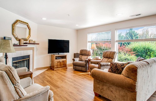 Chelan Condo | 93 m² Condo ∙ 2 bedrooms ∙ 6 guests