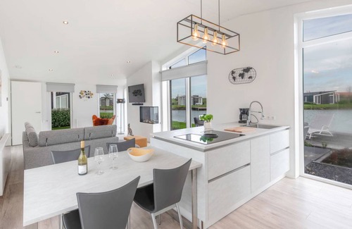 Wemeldinge House | 93 m² House ∙ 1 bedroom ∙ 4 guests