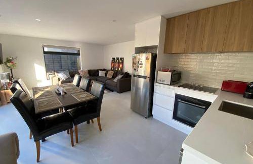 Safety Beach House | 93 m² House ∙ 2 bedrooms ∙ 4 guests