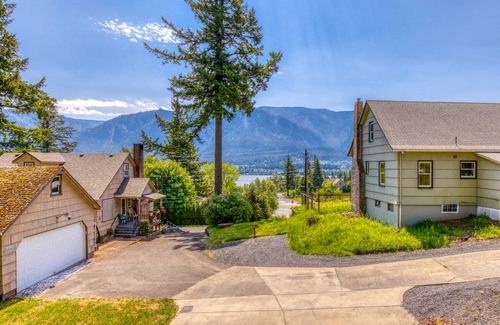 Stevenson House | 93 m² House ∙ 2 bedrooms ∙ 7 guests