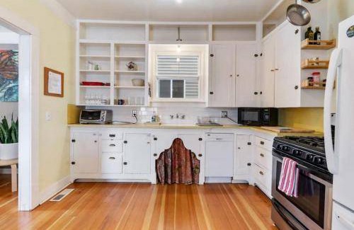 St. Johns House | 93 m² House ∙ 2 bedrooms ∙ 3 guests