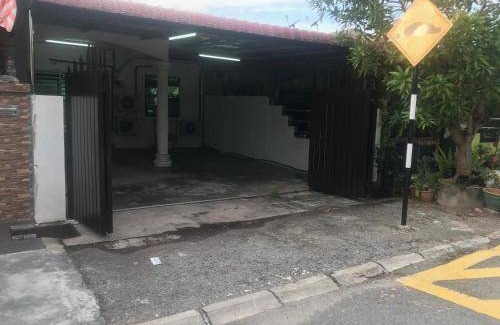 Seri Manjung House | 93 m² House ∙ 2 bedrooms ∙ 7 guests