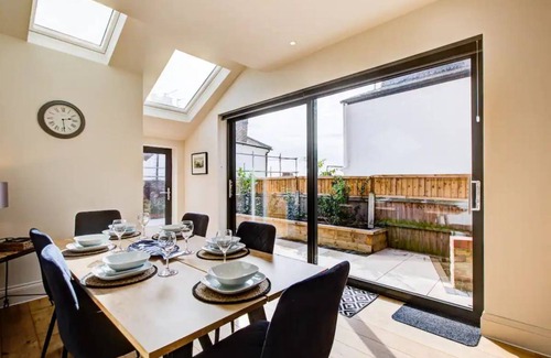Leigh-on-Sea House | 93 m² House ∙ 3 bedrooms ∙ 6 guests