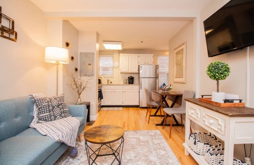 Central Square House | 93 m² House ∙ 2 bedrooms ∙ 5 guests